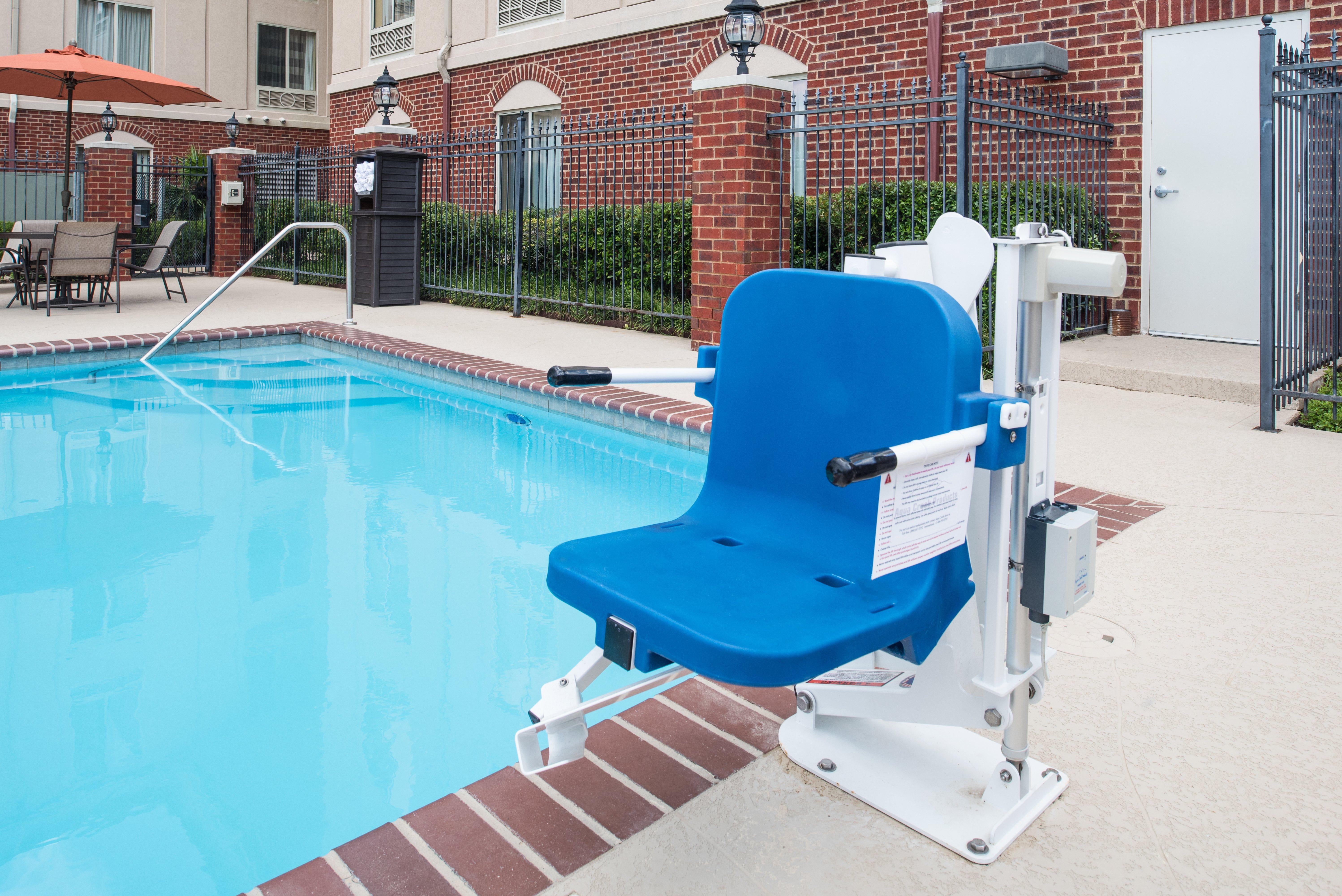 Holiday Inn Express Hotel & Suites West Monroe By Ihg Exterior photo